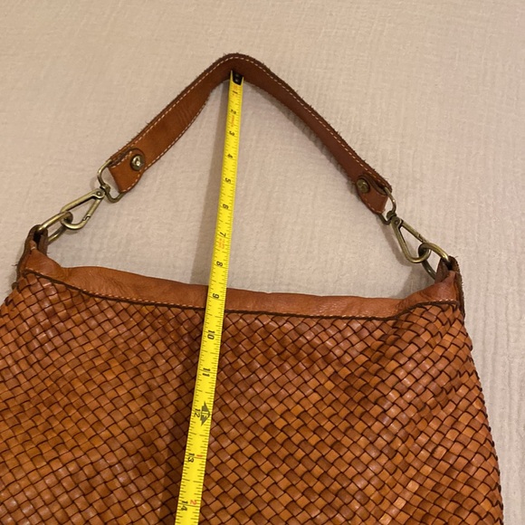 VERA PELLE  Made in Italy Woven Tan Leather Shoulder Bag / crossbody bag . - Picture 5 of 11
